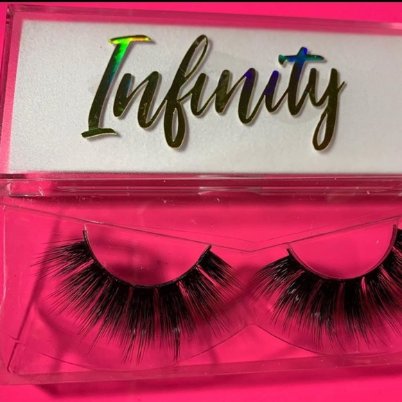 super cute & reusable lashes #lashes - Picture 2 of 3